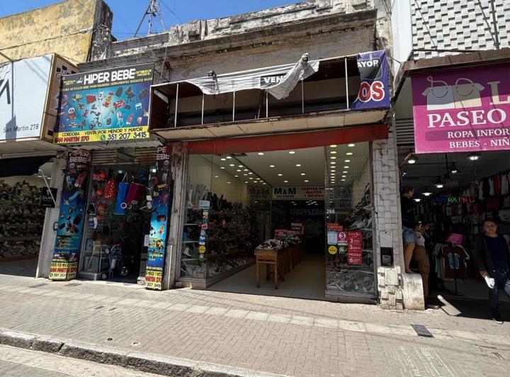 Local comercial · 200m²