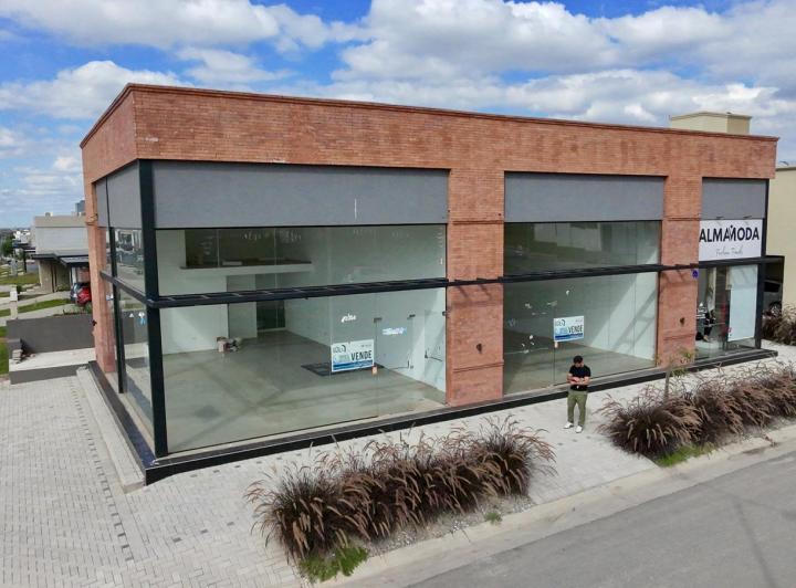 Local comercial · 88m²