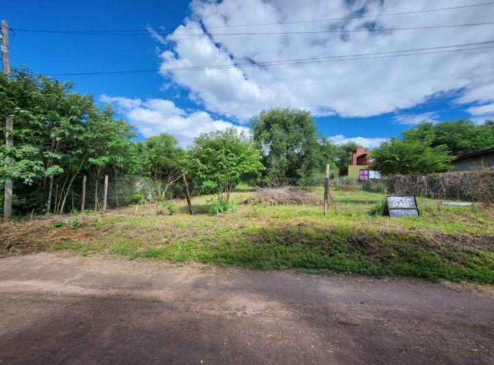 Terreno · 874m²