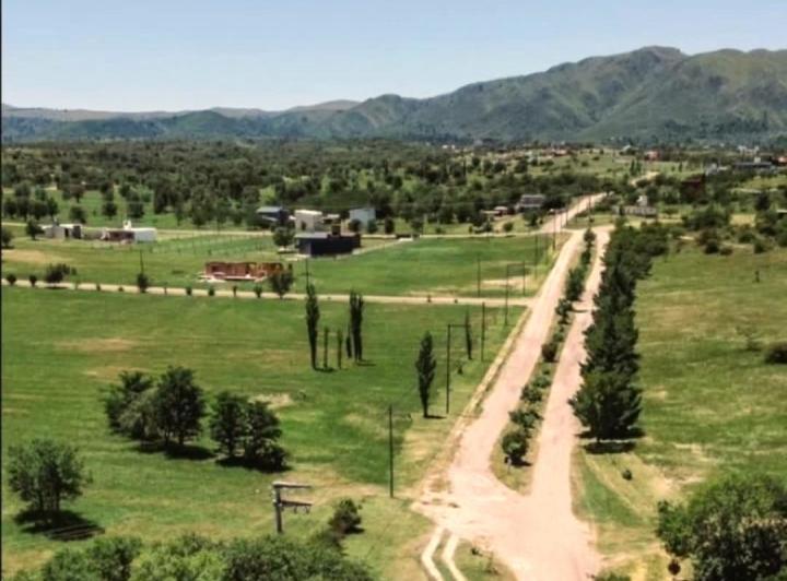 Terreno · 1200m²