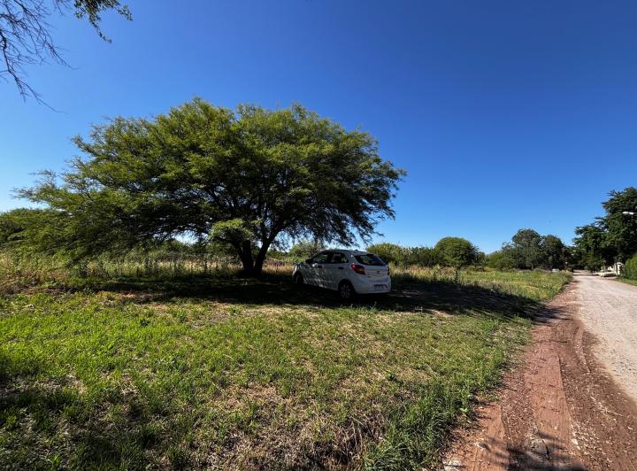 Terreno · 1400m²