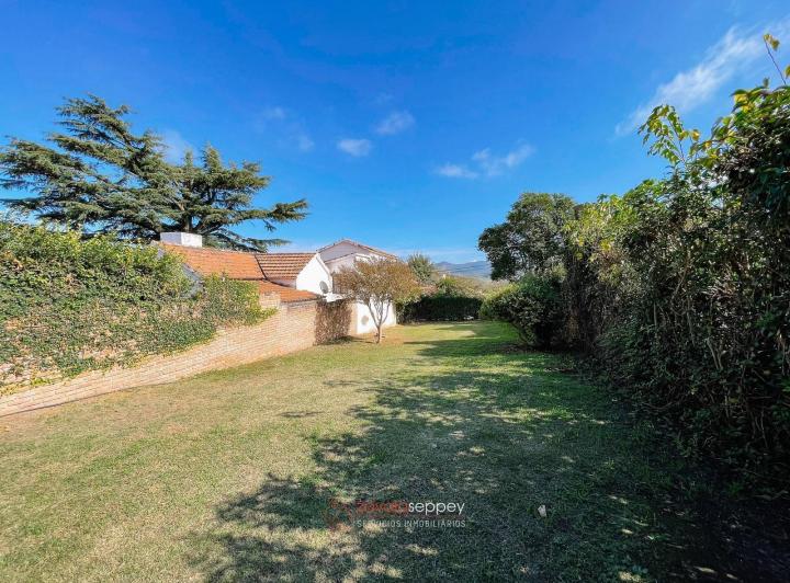 Terreno · 327m²
