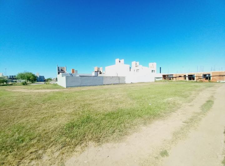 Terreno · 360m²