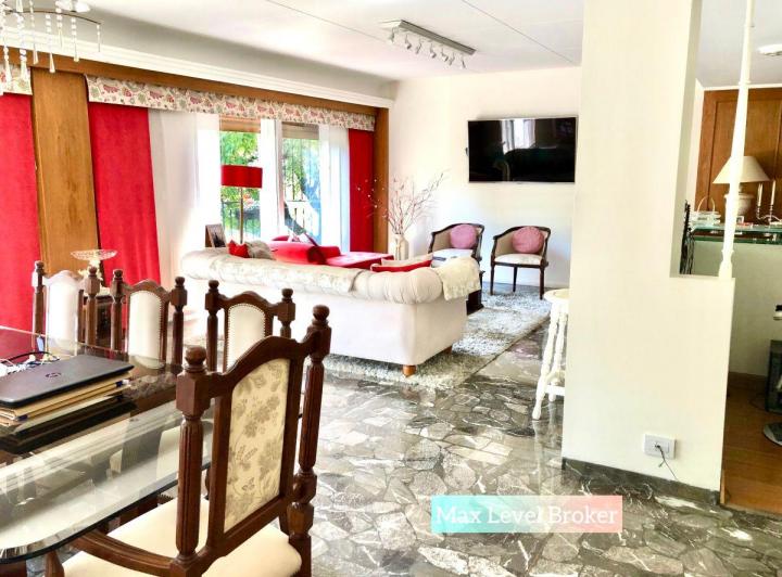 Departamento · 189m² · 6 Ambientes · 1 Cochera