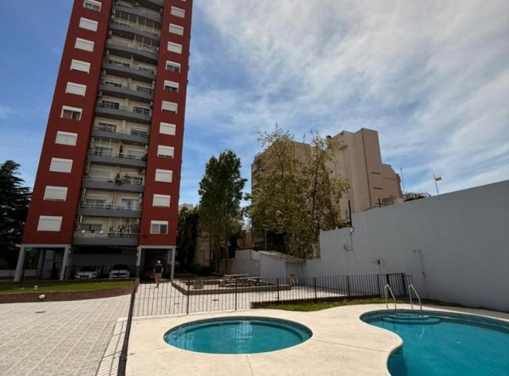 Departamento · 72m² · 4 Ambientes · 1 Cochera