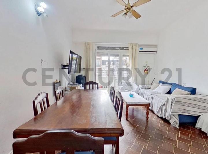 Departamento · 80m² · 4 Ambientes