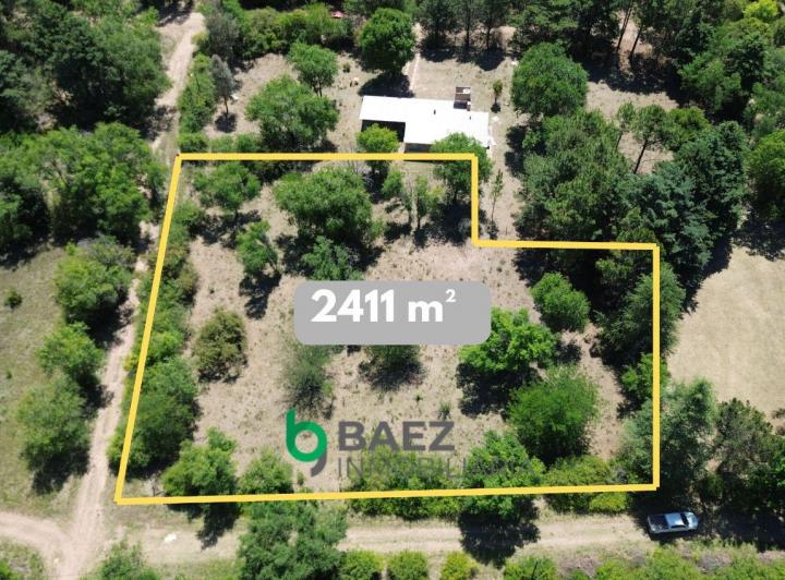 Terreno · 2411m²