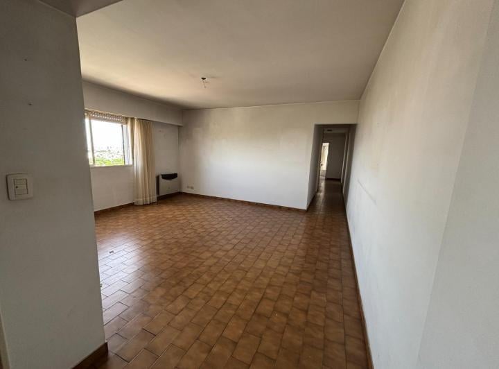 Departamento · 80m² · 4 Ambientes · 1 Cochera