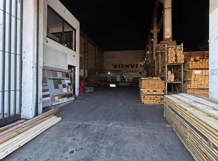 Bodega-Galpón · 1050m²