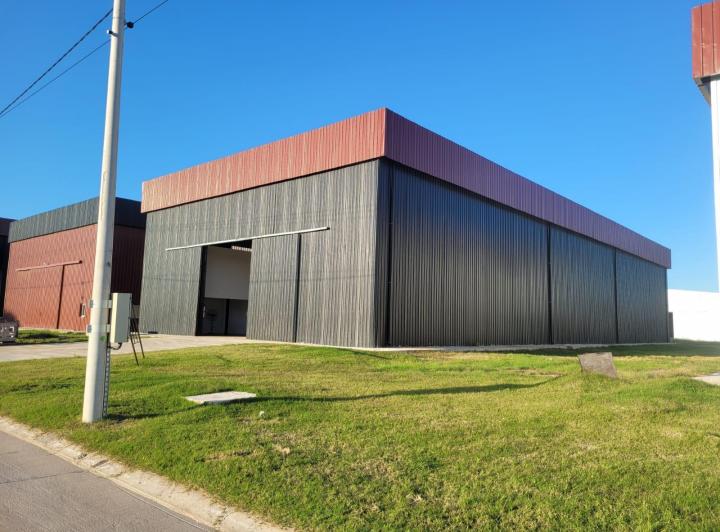 Bodega-Galpón · 1000m² · 2 Ambientes