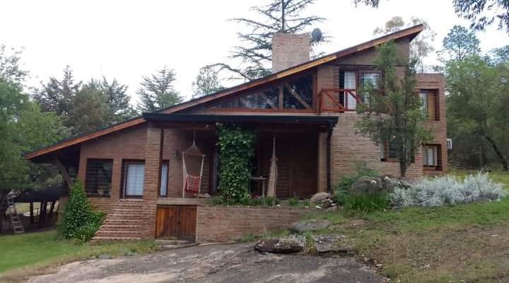 Quinta vacacional · 220m² · 3 Dormitorios · 2 Cocheras