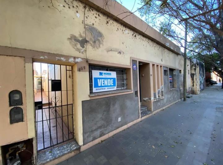 Terreno · 269m² · 8 Ambientes