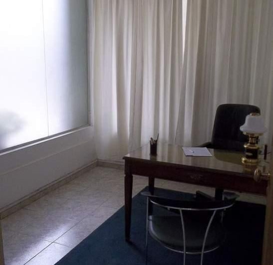 Oficina comercial · 90m² · 5 Ambientes