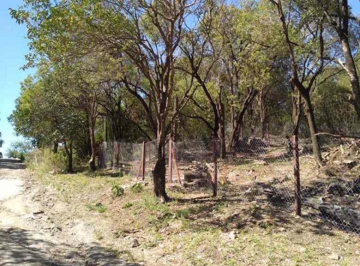 Terreno · 611m²