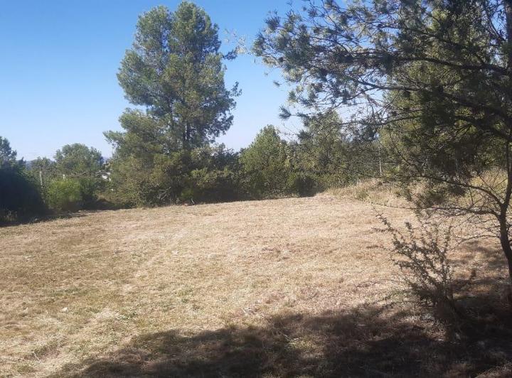 Terreno · 650m²