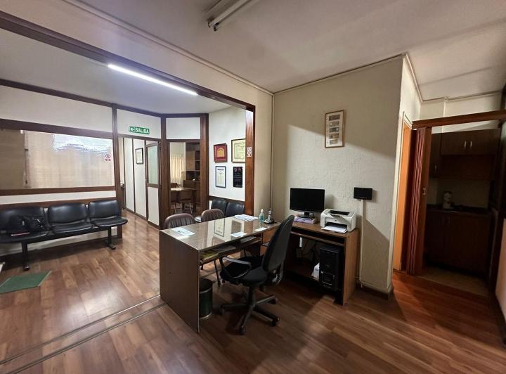 Oficina comercial · 73m²