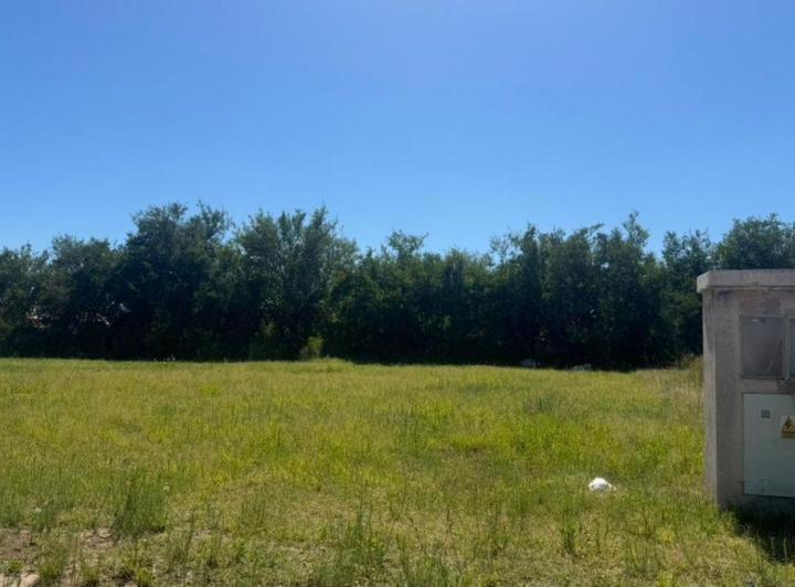 Terreno · 300m²
