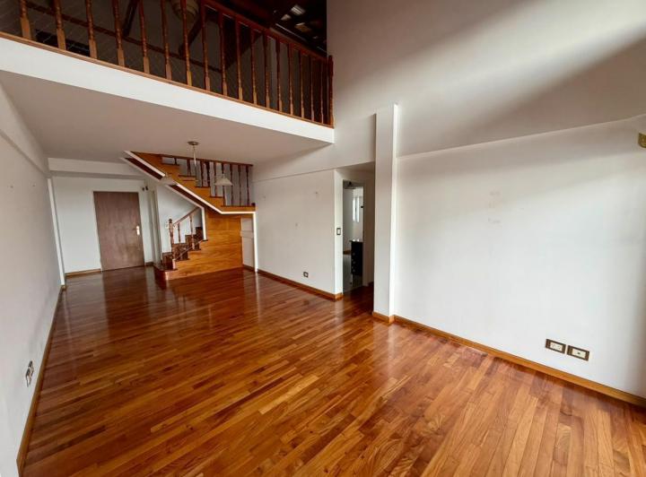 Departamento · 140m² · 5 Ambientes · 2 Cocheras