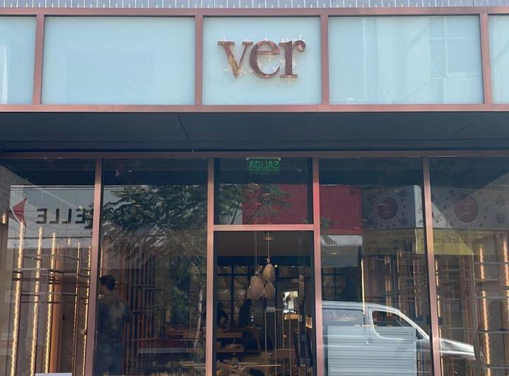 Local comercial · 400m²