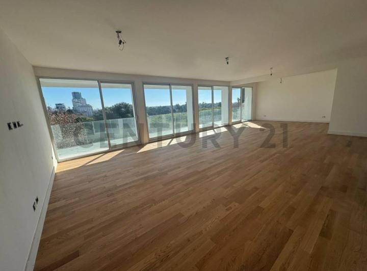 Departamento · 255m² · 5 Ambientes