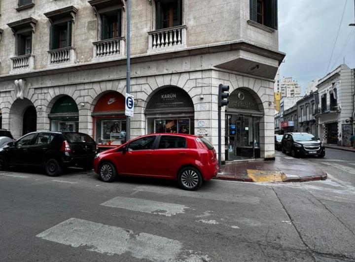 Local comercial · 167m² · 4 Ambientes