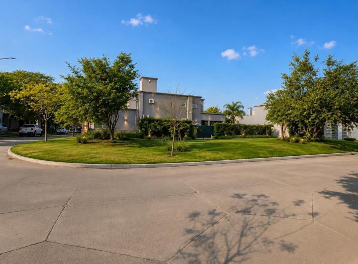 Terreno · 360m²