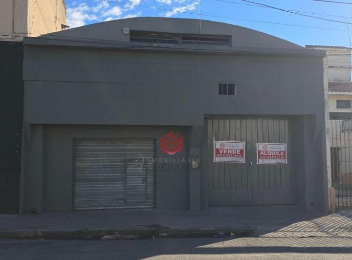 Bodega-Galpón · 250m² · 2 Ambientes