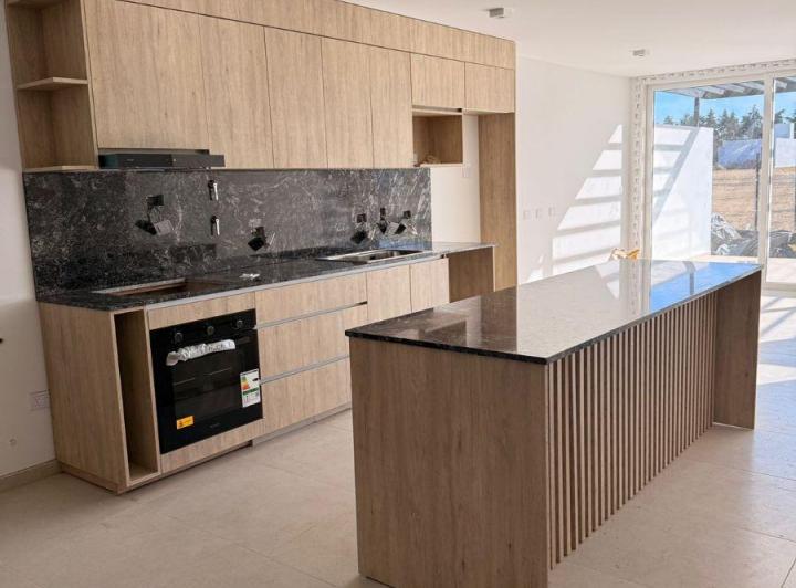 PH · 170m² · 7 Ambientes · 1 Cochera