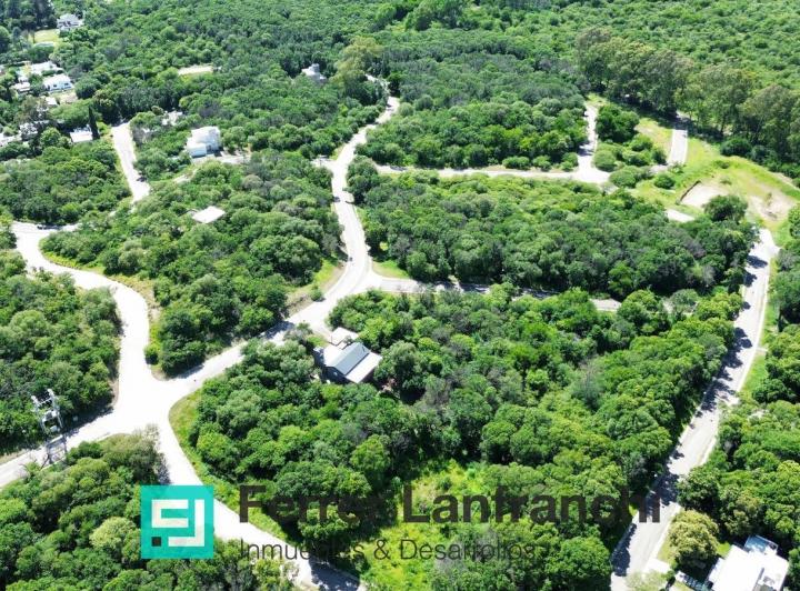 Terreno · 650m²