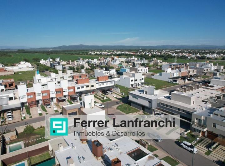 Terreno · 252m²