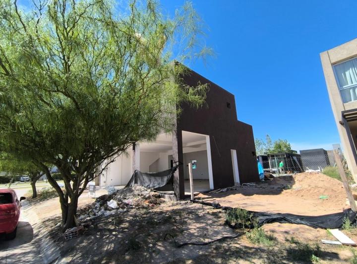 Local comercial · 100m²