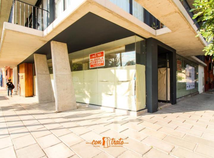 Local comercial · 168m²