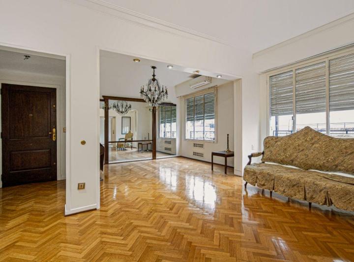 Departamento · 135m² · 4 Ambientes · 1 Cochera