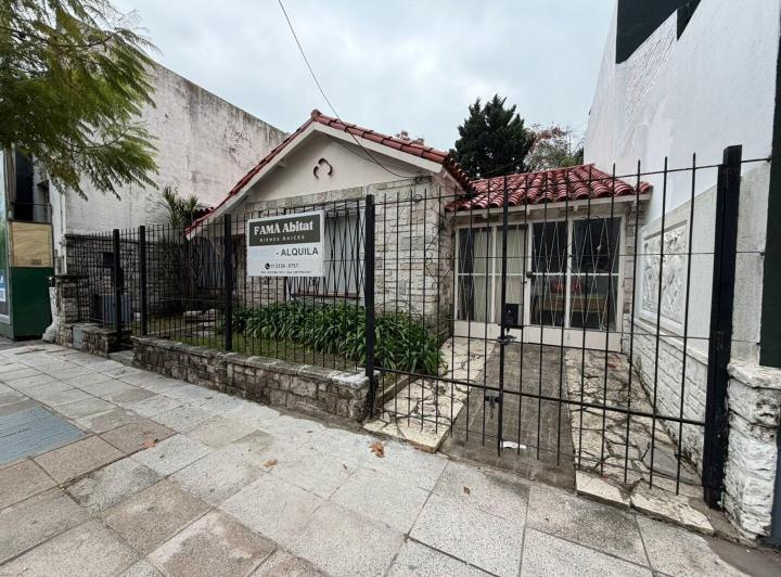 Casa · 165m² · 4 Ambientes · 1 Cochera