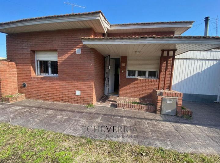 Casa · 70m² · 3 Ambientes · 1 Cochera