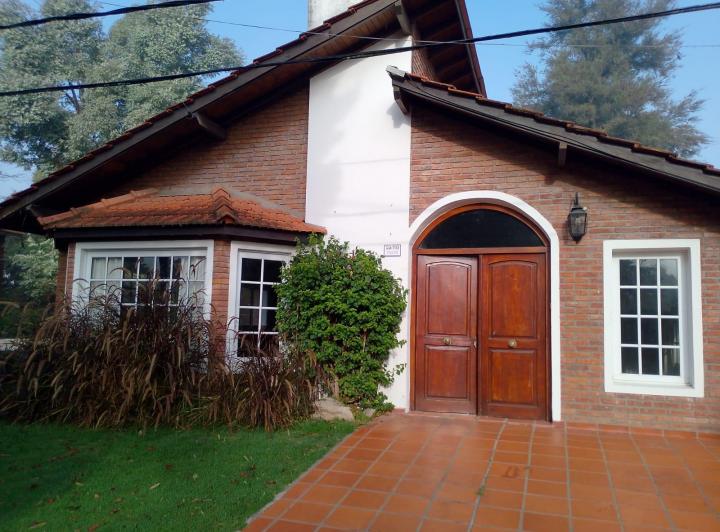 Casa · 185m² · 5 Ambientes · 1 Cochera