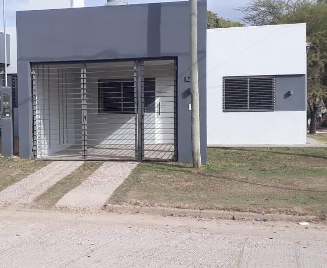 Casa · 55m² · 3 Ambientes · 1 Cochera