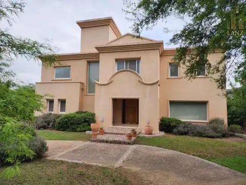 Casa en Venta en Potrerillo de la Larreta, Alta Gracia