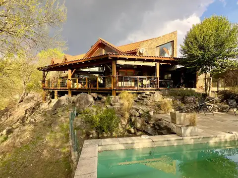 Casa en Venta en Potrerillo de la Larreta, Alta Gracia
