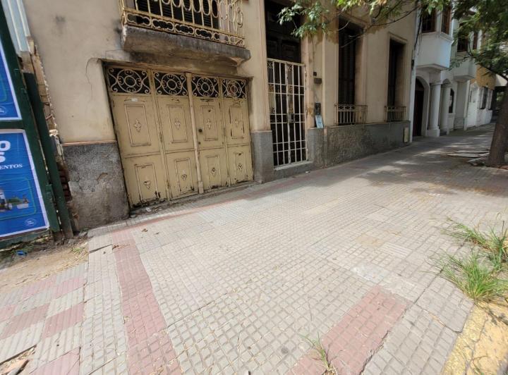 Terreno · 1622m²
