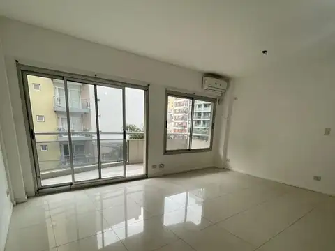 Departamento en Alquiler en Parque Chacabuco, CABA