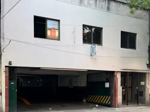 Cochera en Venta en Constitucion, Capital Federal