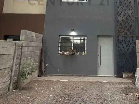 Casa en Alquiler en Melchor Romero, Partido de La Plata