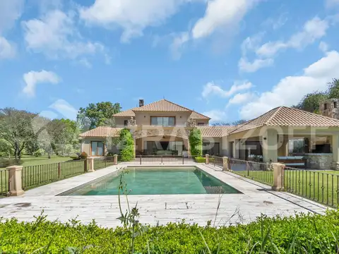 Casa en Venta en San Jorge Village, Countries y Barrios Cerrados en Malvinas Argentinas
