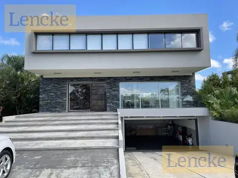 Casa en Venta en Albanueva, Countries y Barrios Cerrados en Tigre