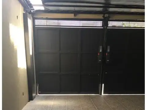 Cochera en Alquiler en Caseros, Partido de Tres de Febrero