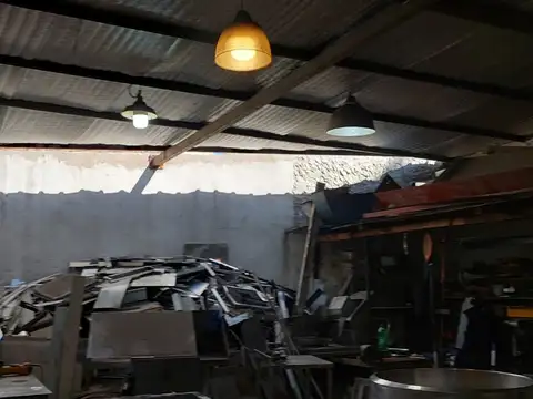 Galpón en Venta en Villa Ballester, Partido de General San Martín