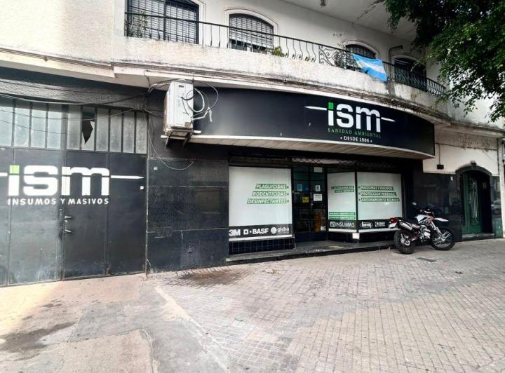 Local comercial · 60m² · 3 Ambientes · 5 Cocheras