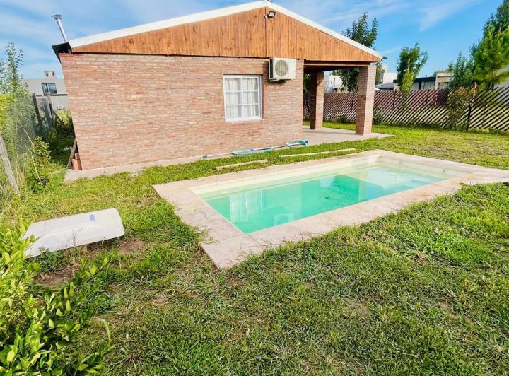 Casa · 64m² · 4 Ambientes · 1 Cochera