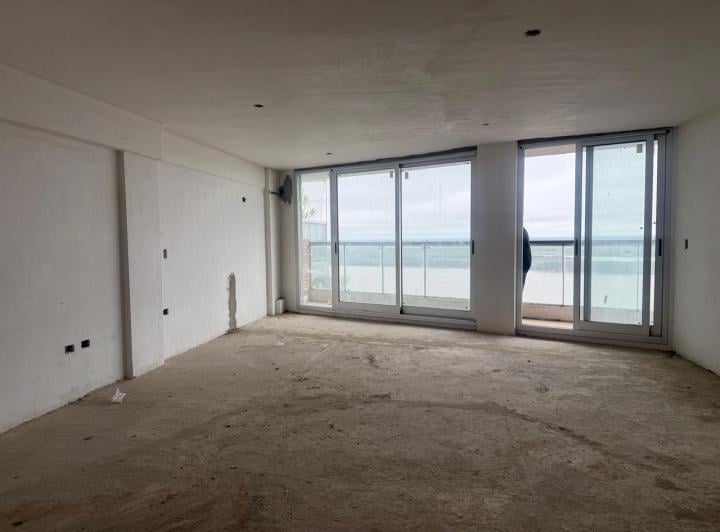 Departamento · 100m² · 4 Ambientes · 1 Cochera